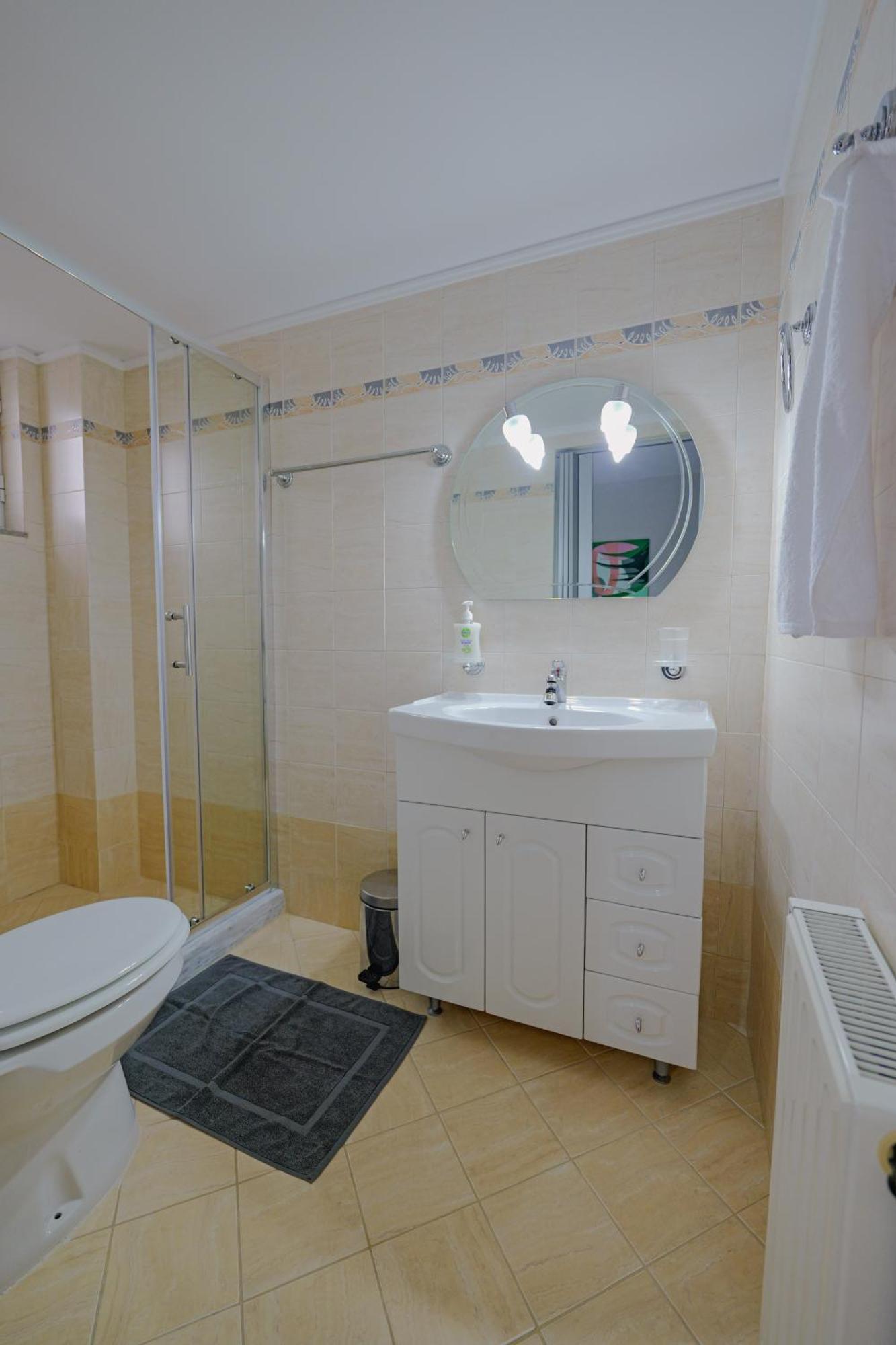 Villa Vrion Sarandë 外观 照片